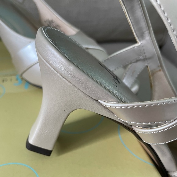 LifeStride shoes from 2013 size 8 1/2 - Picture 3 of 9